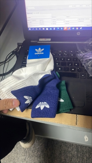 Picture of Tất adidas - size S